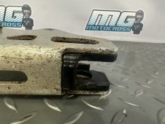 2007 Yamaha YZ 250F CHAIN GUIDE SUPPORT ROLLER YZ 125 250 450F WR 250F 450F