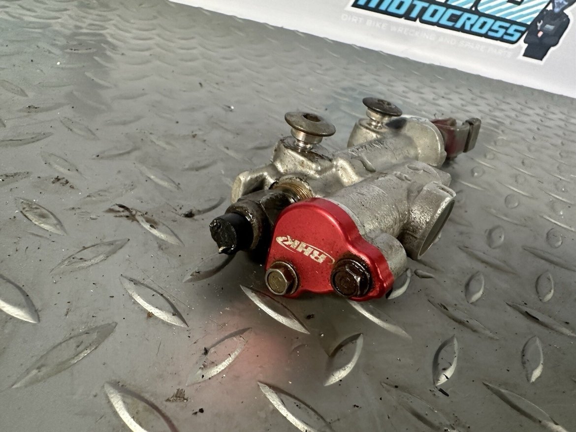 68492e3f9fba84efeaa2824f.jpg 68492e3f9fba84efeaa2824f.jpg