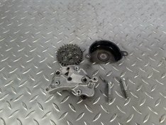1985 Honda XR 250R Oil Pump Assembly Gear Cover Body Plate Rotor 85-1995 XL 250