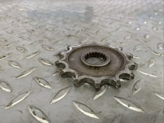 2003 Yamaha WR 250F Front Sprocket Nut Washer Cover Plate Mount 2001-2014 YZ250F
