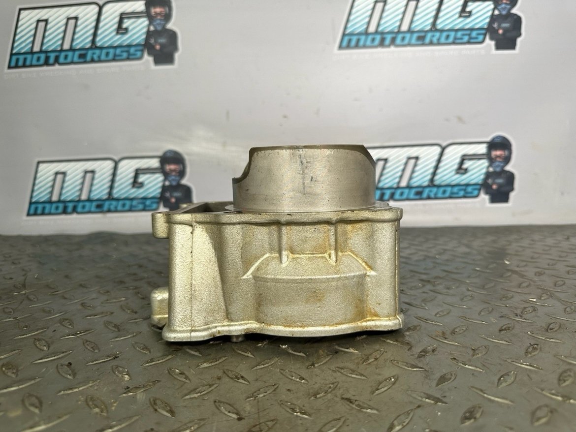 6849312e9fba84efeaa35218.jpg 6849312e9fba84efeaa35218.jpg