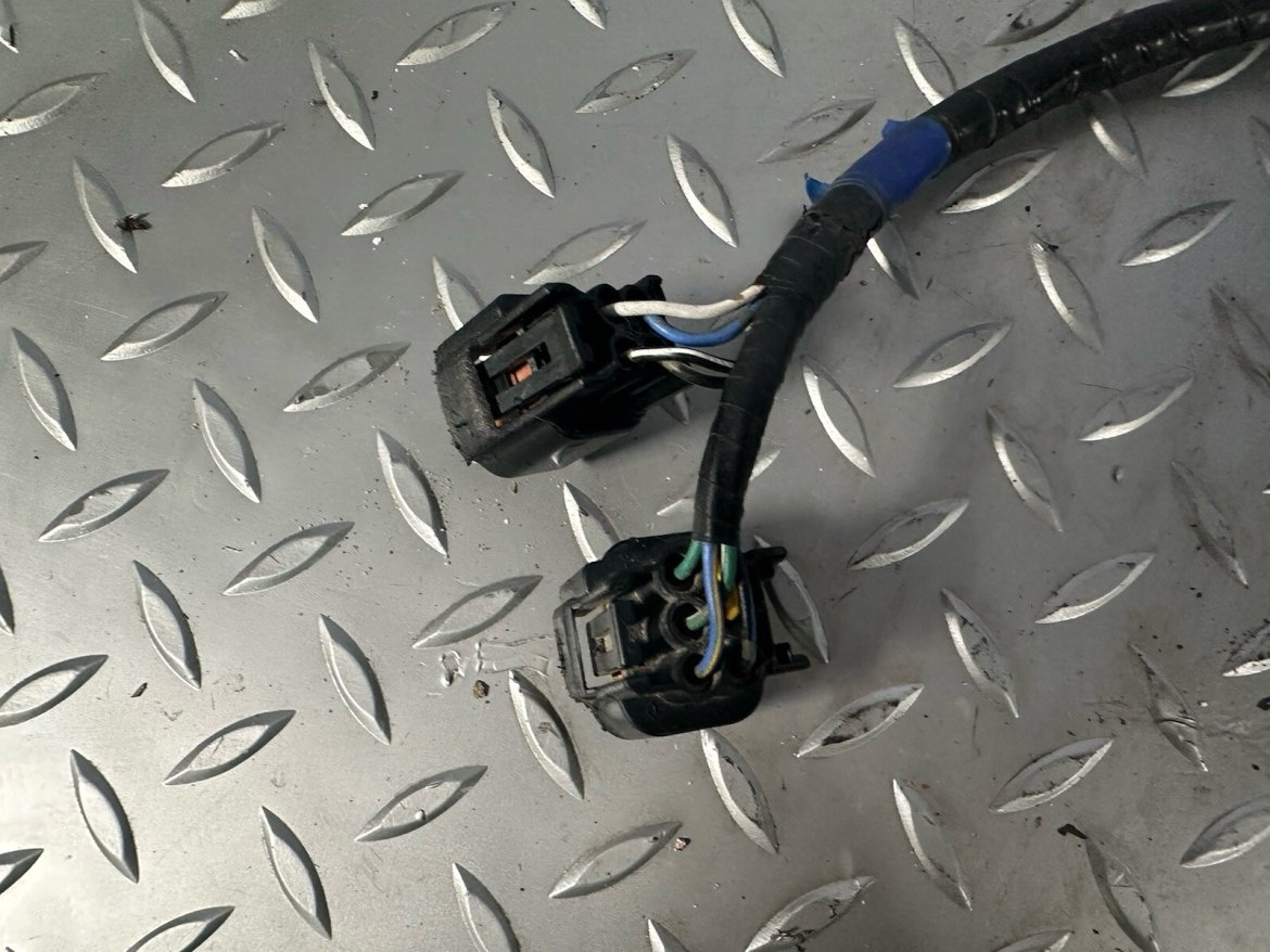 684932379fba84efeaa3b317.jpg 684932379fba84efeaa3b317.jpg