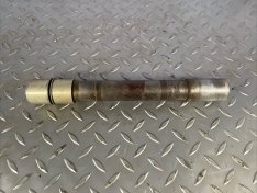 2005 Gas Gas FSE 450 FRONT WHEEL AXLE & SPACERS SHAFT COLLAR