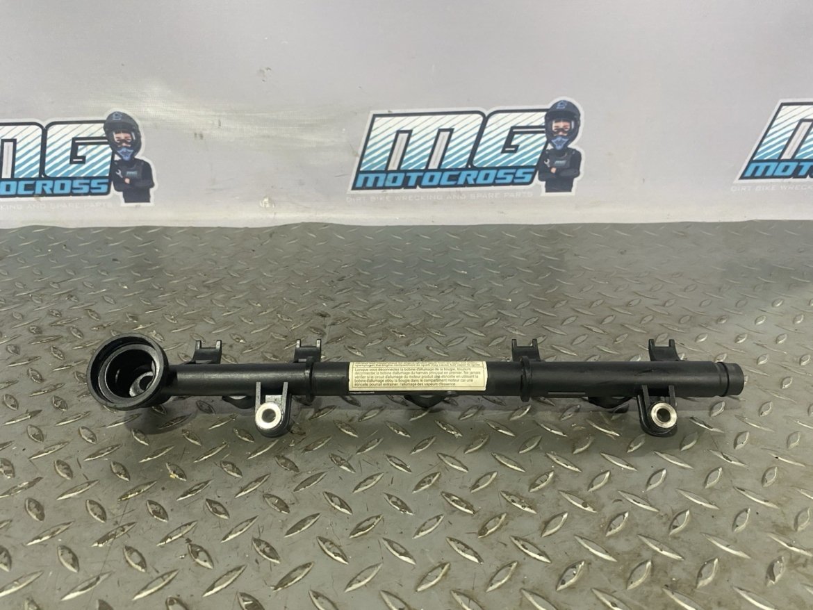 6892a004079af9a91fe54b94 jpg