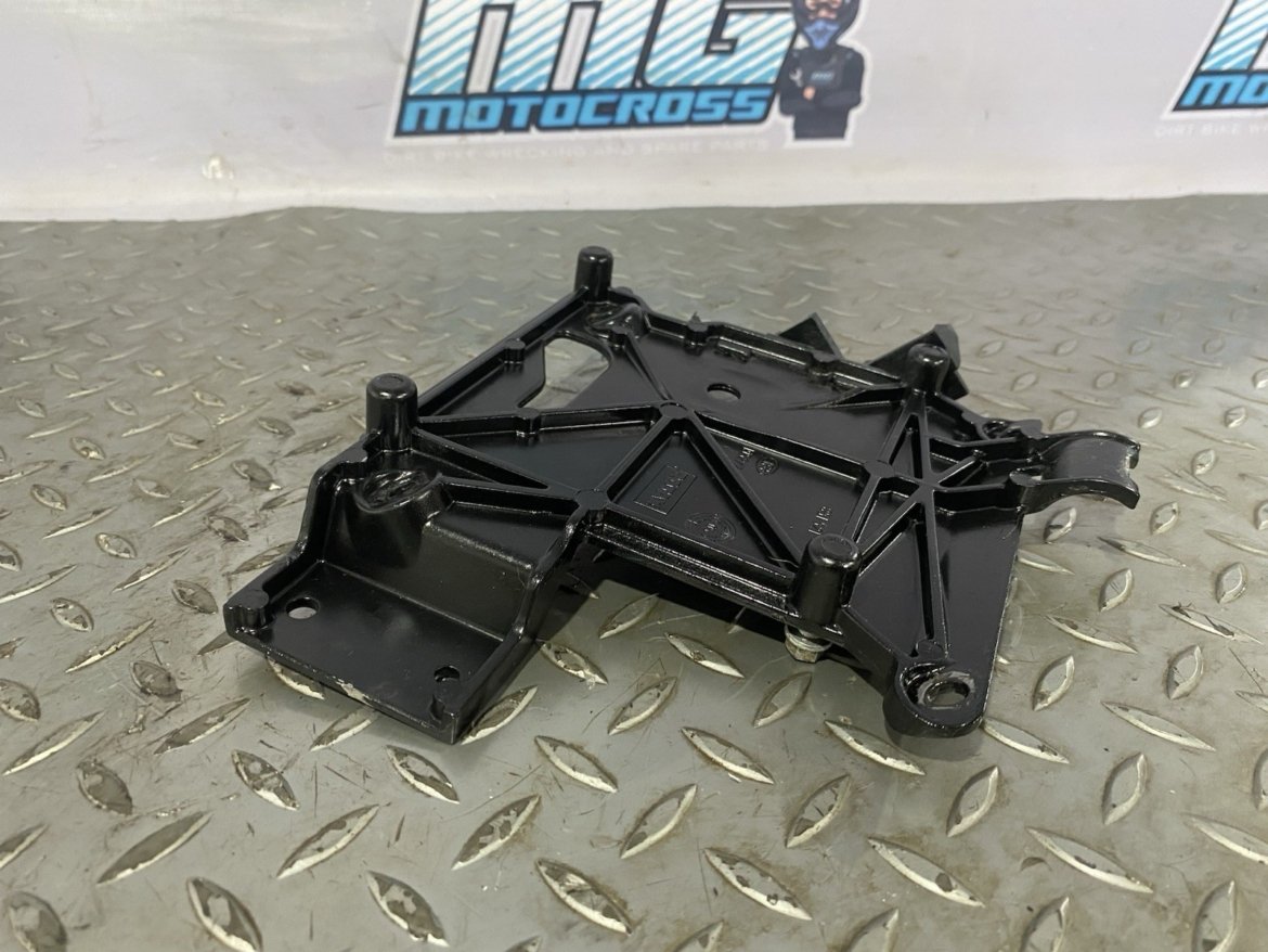 6892a057079af9a91fe55960 jpg