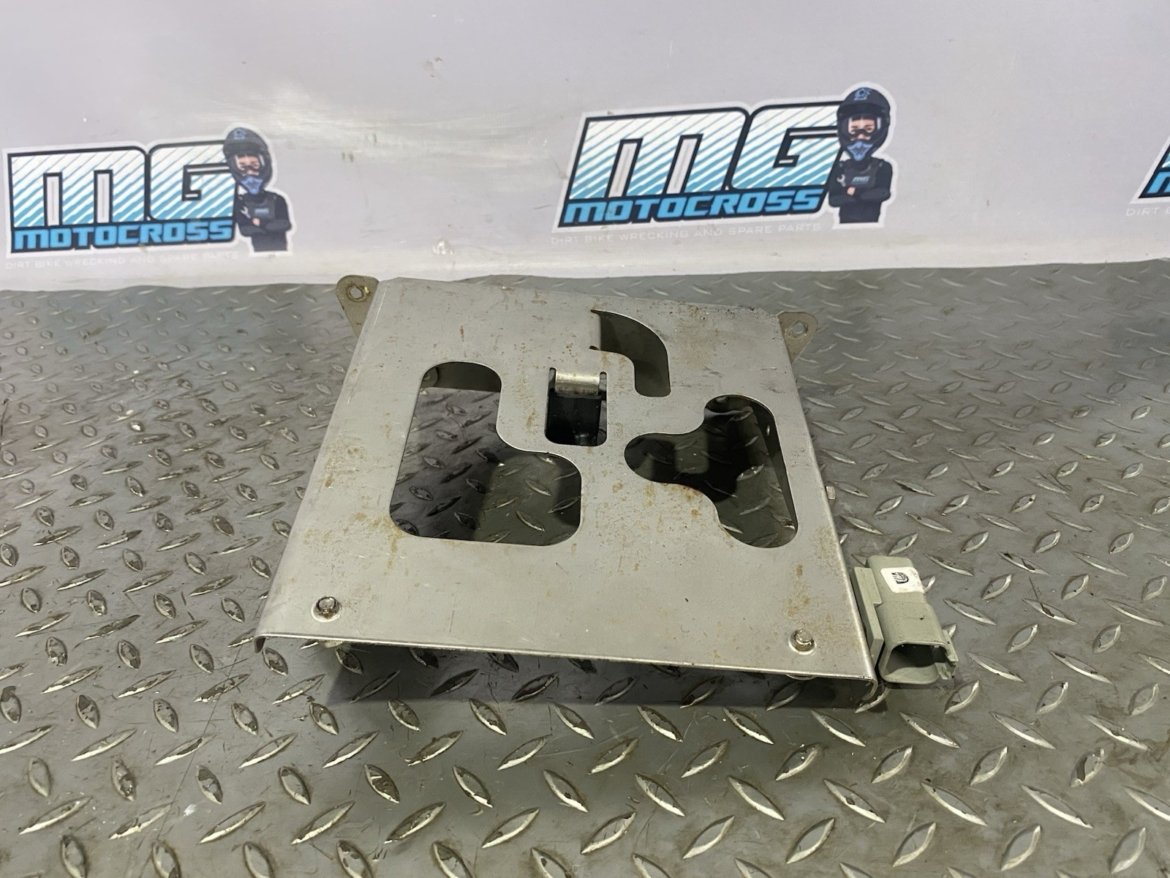 6892a060079af9a91fe55b07 jpg