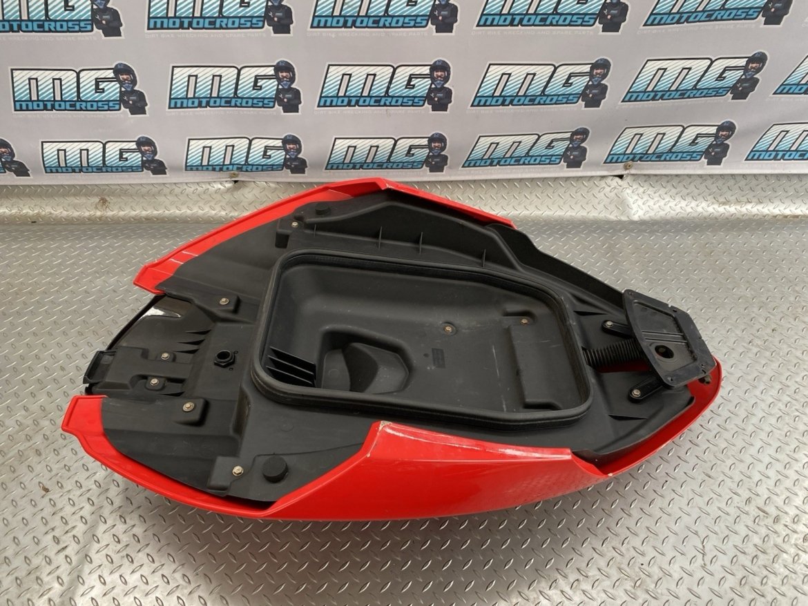 689348a8d3710a48896c957d jpg