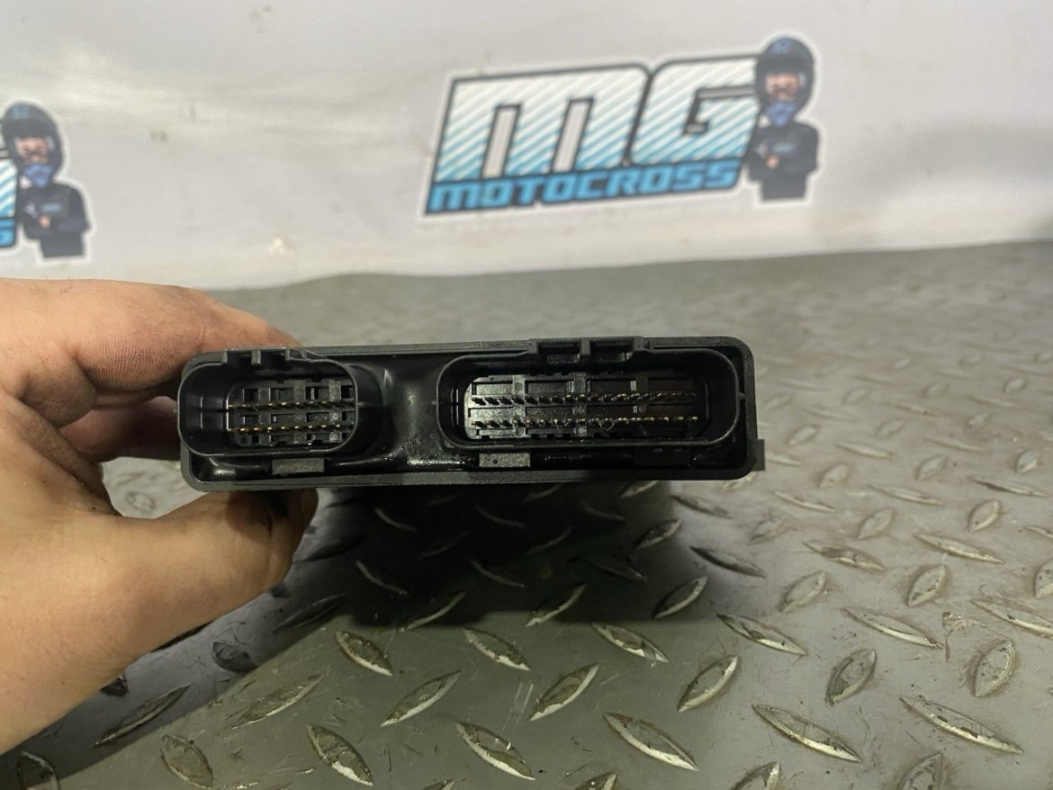 689348d3d3710a48896c9b63 jpg