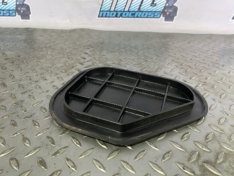 2007 Kawasaki Ultra 250X Hull Centre Access Cover Door Plastic Case 14091-3800